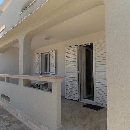 Apartments Fila Новалья Экстерьер фото