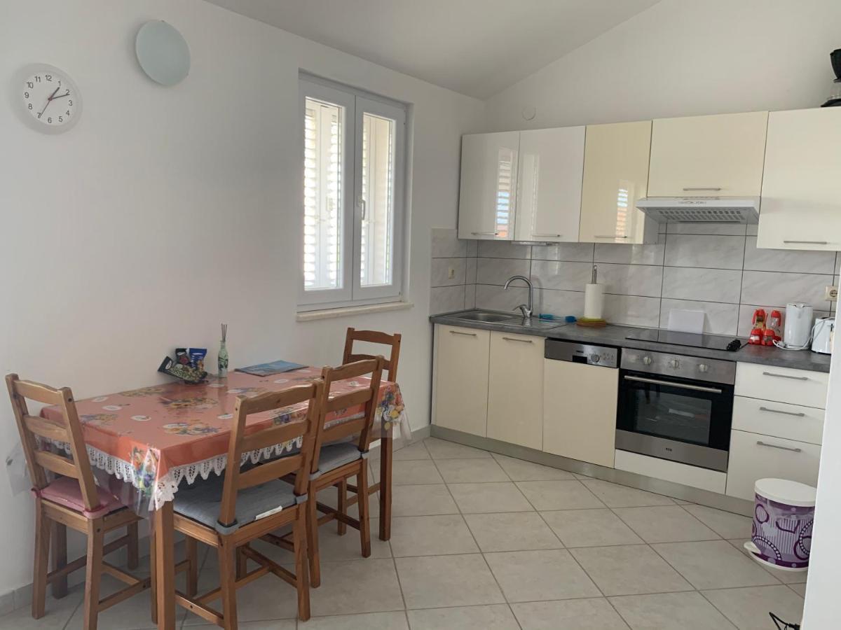 Apartments Fila Новалья Экстерьер фото