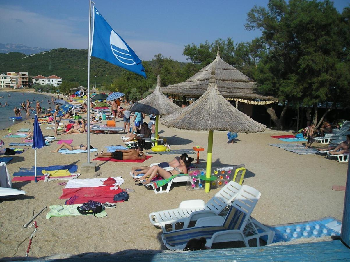 Apartments Fila Новалья Экстерьер фото
