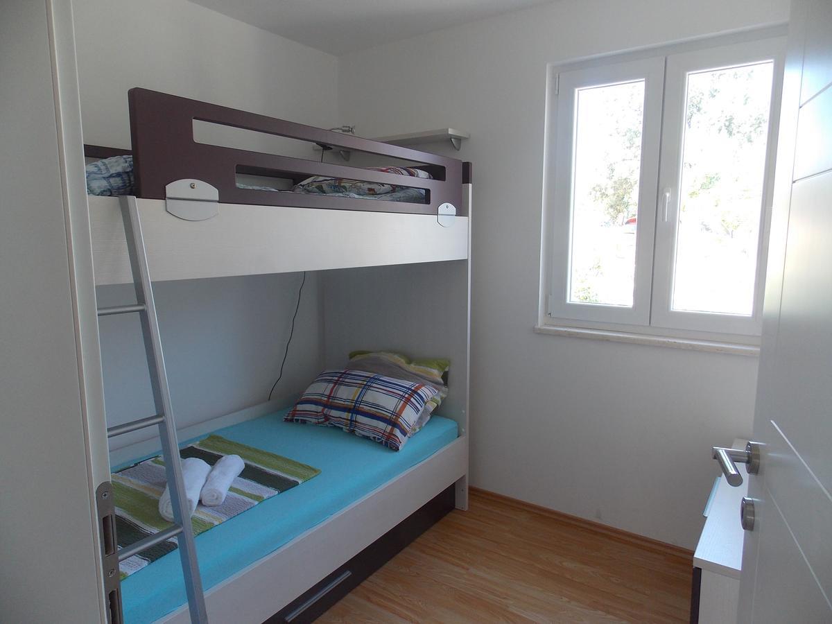 Apartments Fila Новалья Экстерьер фото
